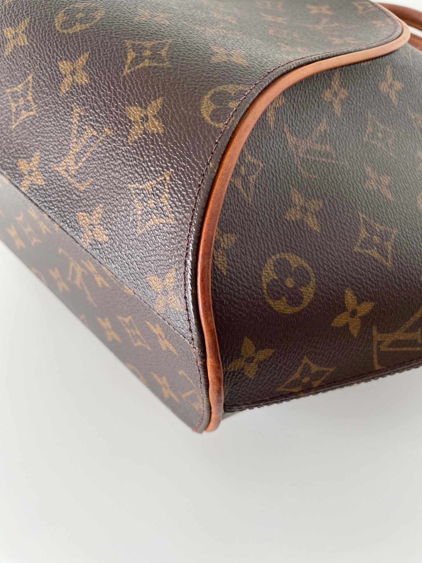 Ellipse MM - Monogram Canvas