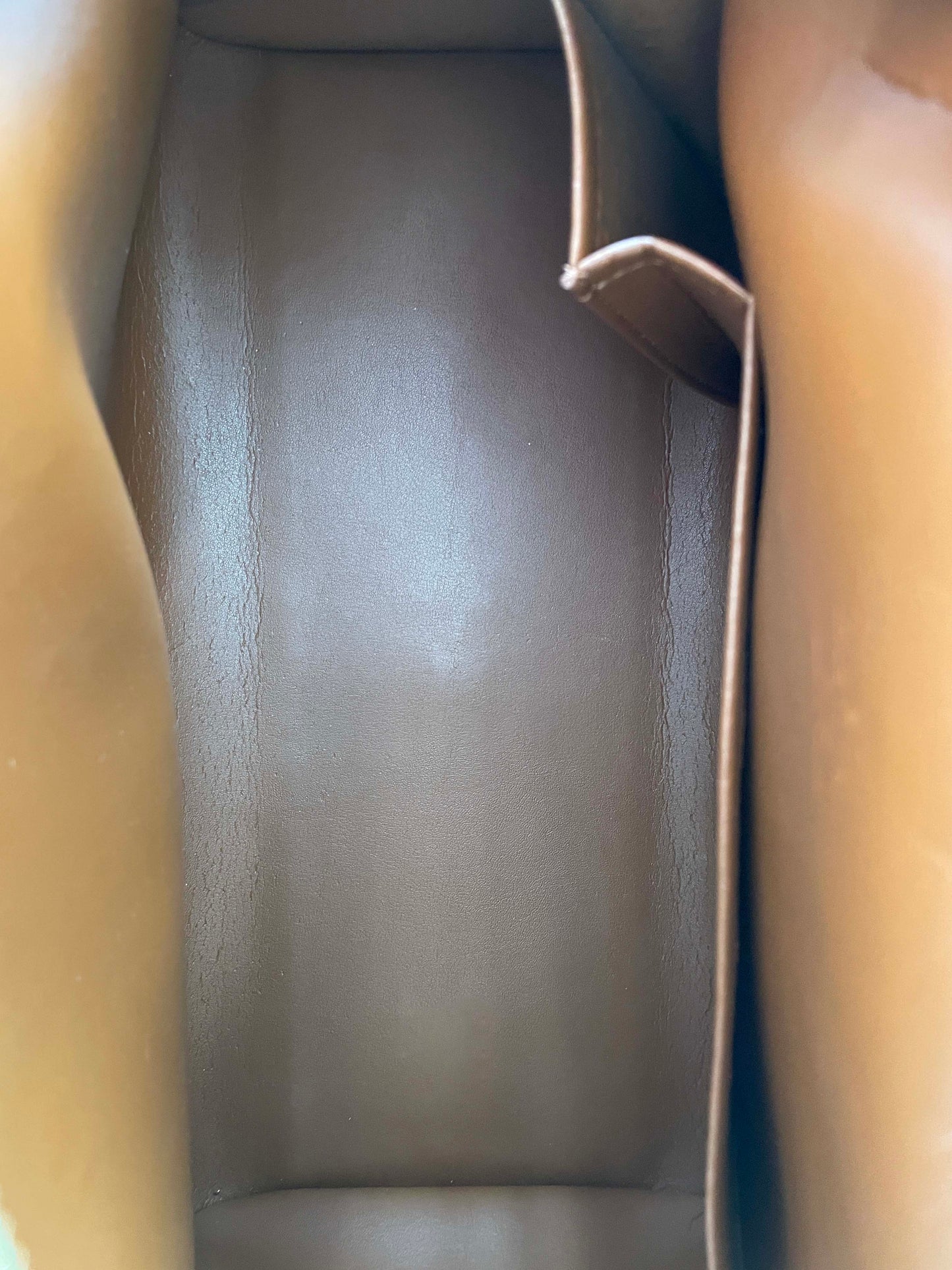 Tompkins Square Bronze - Monogram Vernis