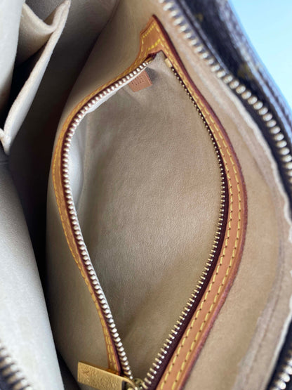 Looping MM - Monogram Canvas