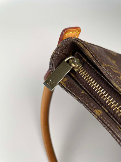 Looping MM - Monogram Canvas