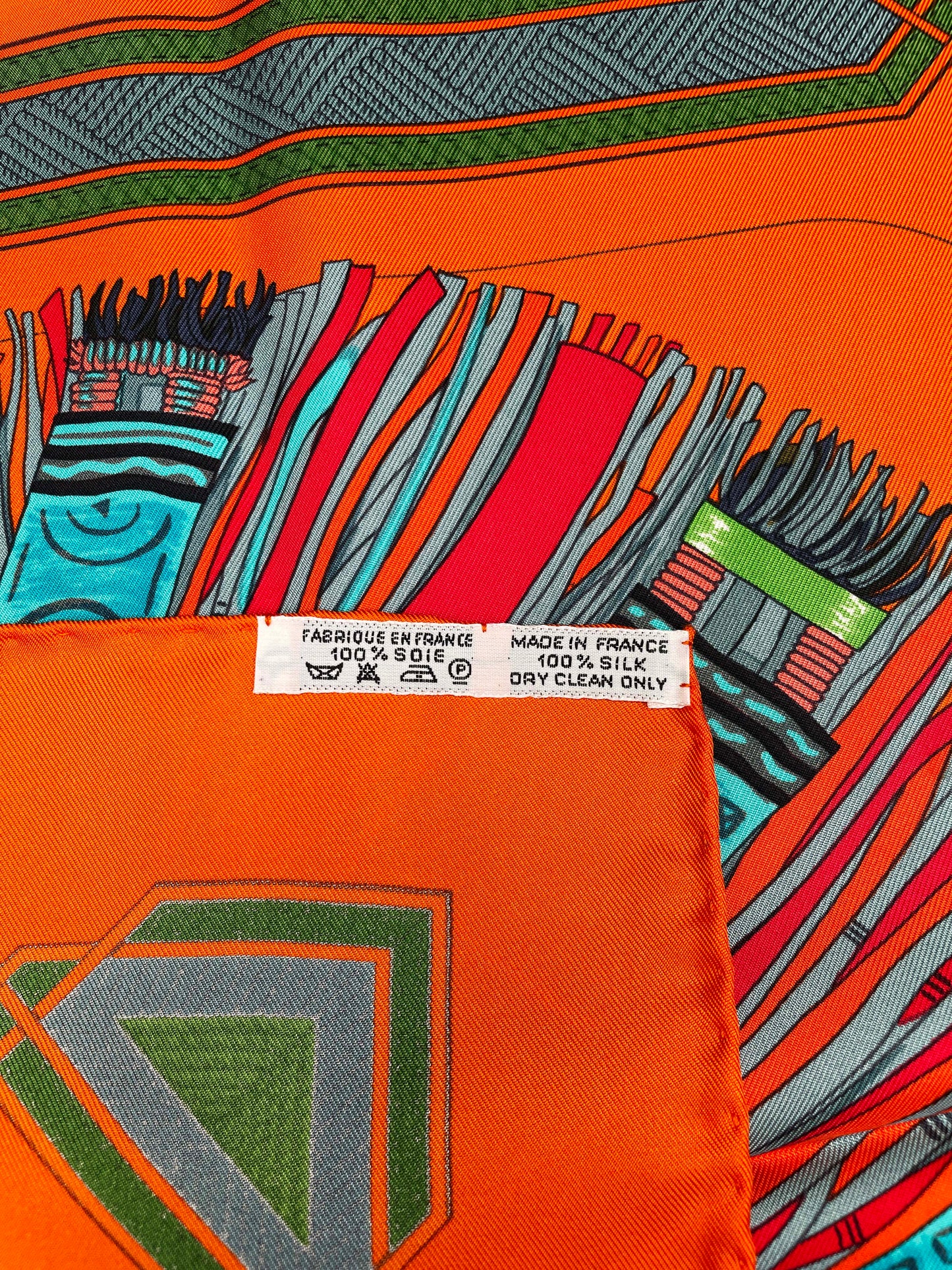 Seidentuch Carré 90 "Cuirs du Desert" - F. de La Perriere