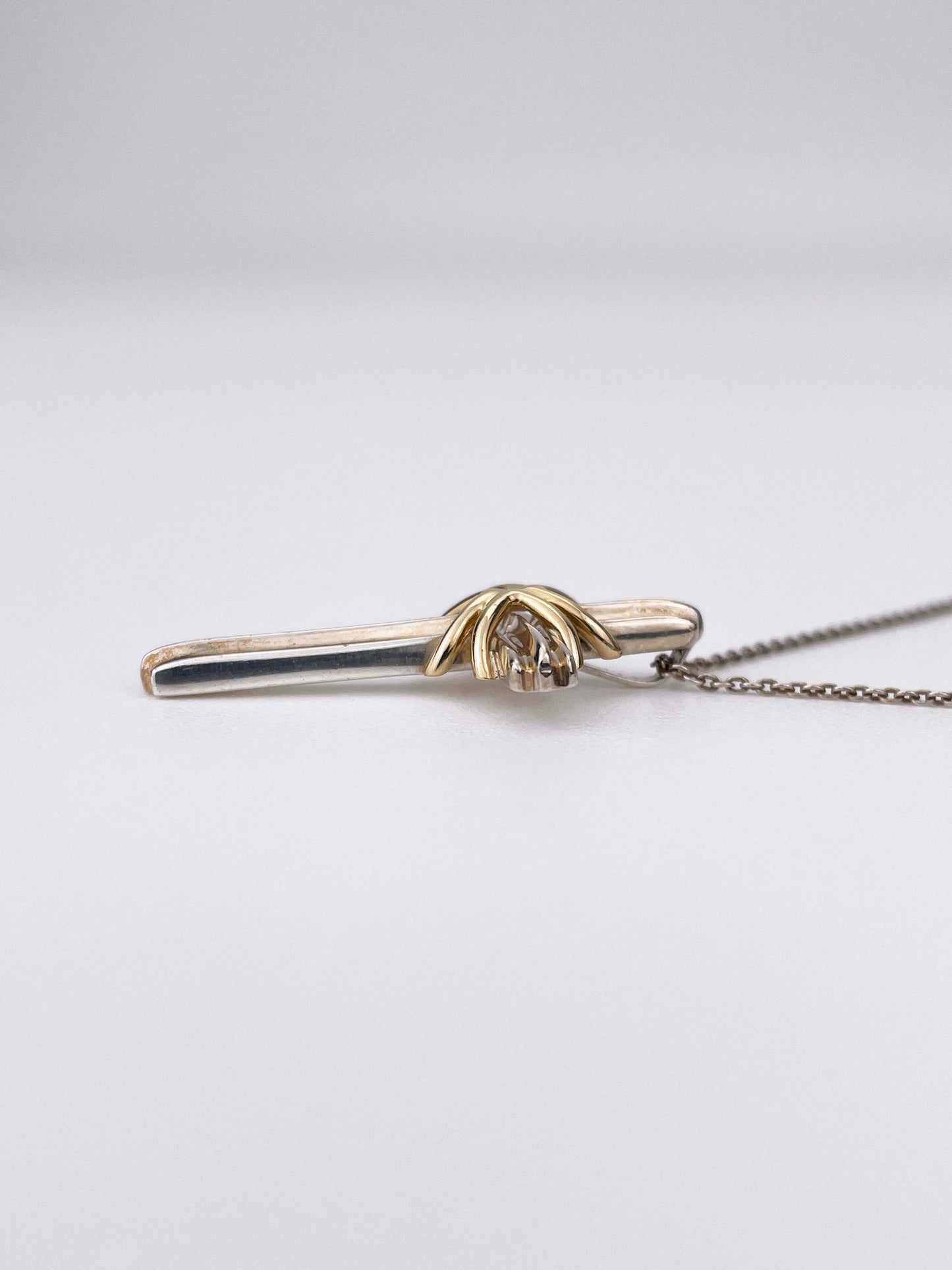 Signature Kreuz Anhänger mit Kette - 925 Sterling Silber & 18K / 750er Gelbgold