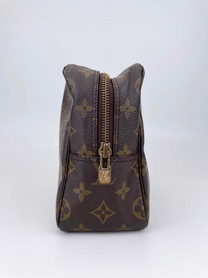 Trousse Toilette 28 Pouch - Monogram Canvas