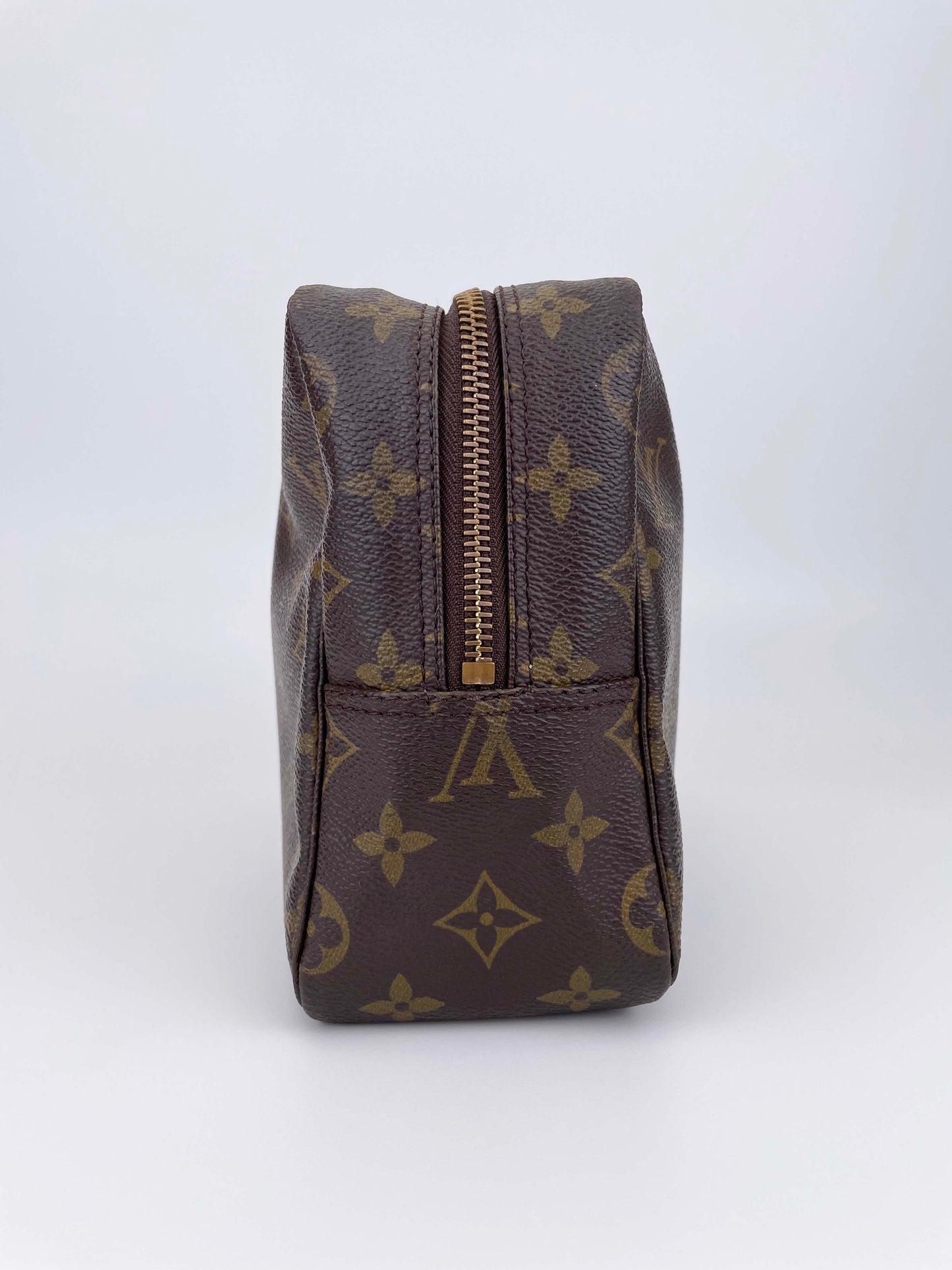 Trousse Toilette 28 Pouch - Monogram Canvas