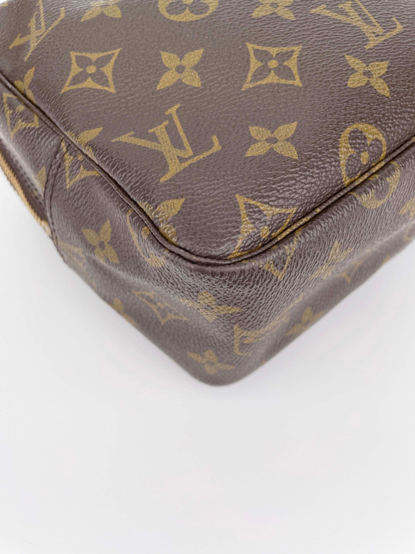 Trousse Toilette 28 Pouch - Monogram Canvas