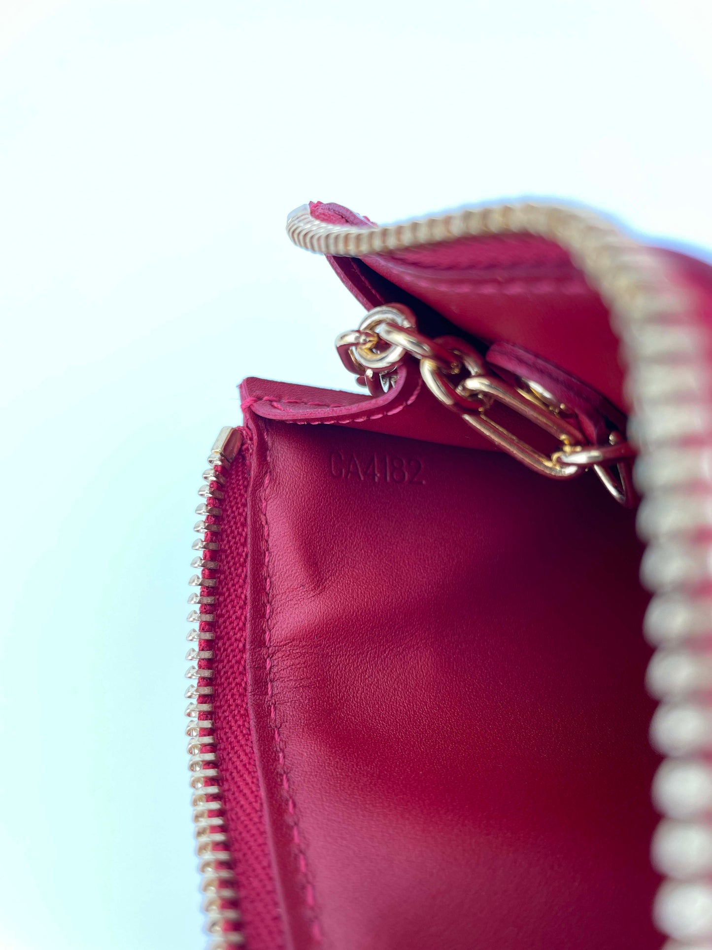 Clés Pochette Pomme d'Amour Schlüssel- Münzetui - Monogram Vernis