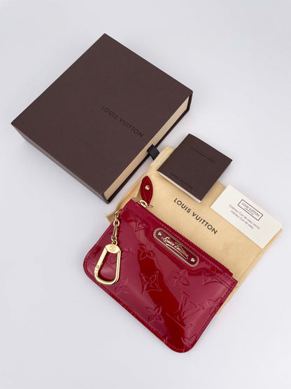 Clés Pochette Pomme d'Amour Schlüssel- Münzetui - Monogram Vernis