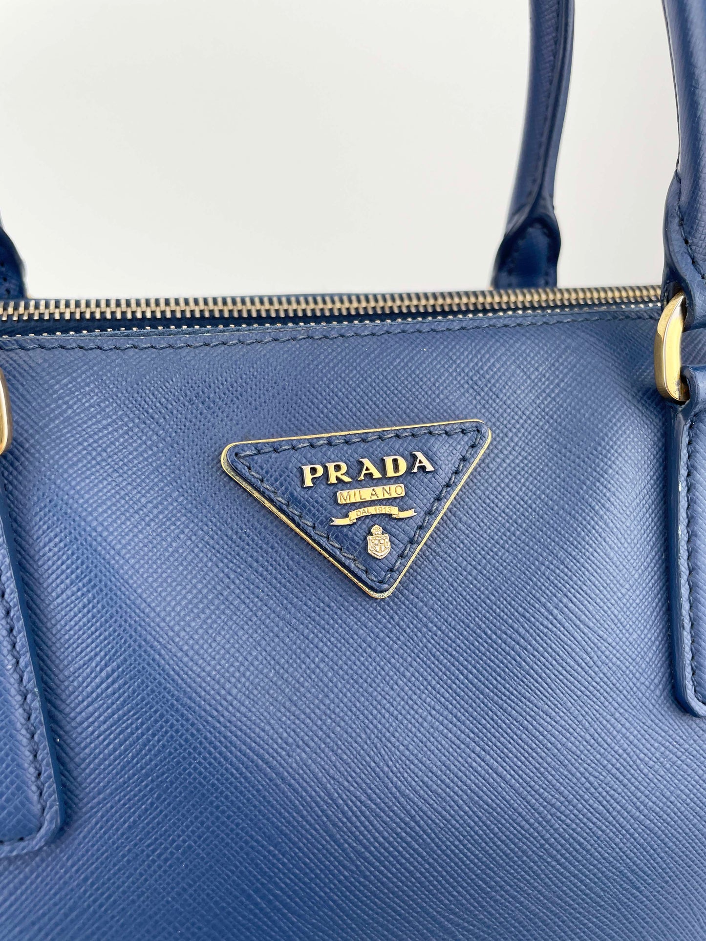 Galleria Double Zip - Saffiano Leder