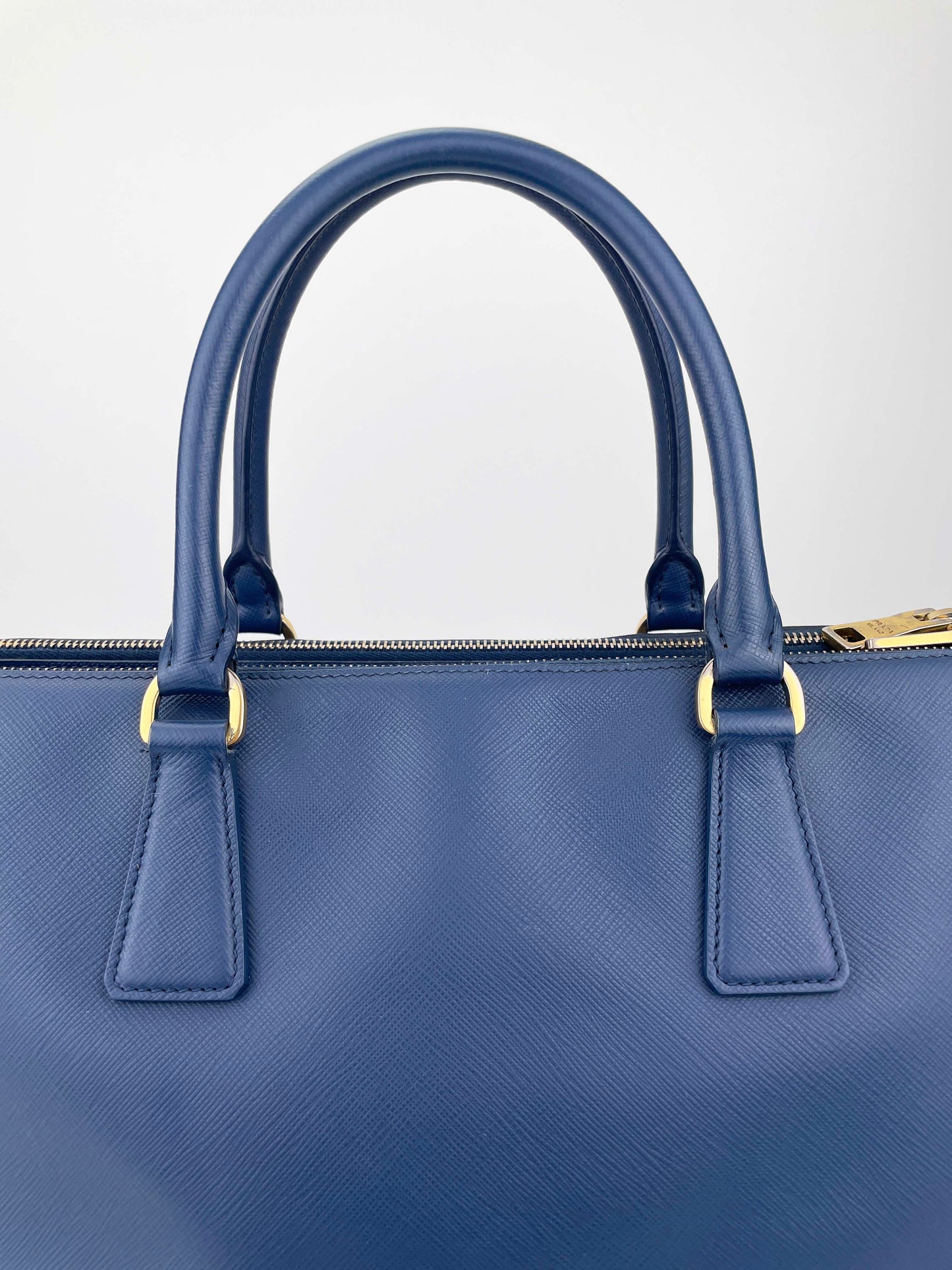 Galleria Double Zip - Saffiano Leder