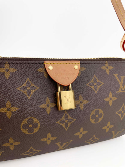 Pochette Tirette Monogram Canvas M12859 - Full Set aus 2024