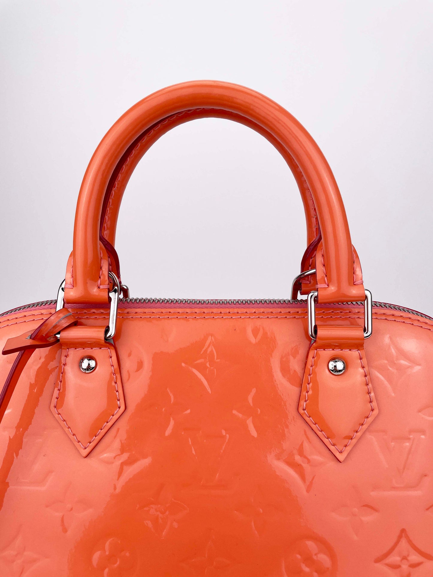Alma PM Coral - Monogram Vernis
