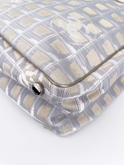 New Travel Line Nylon - Tote Bag