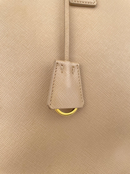 Galleria Double Zip Sabbia BN1802 - Saffiano Lux Leder