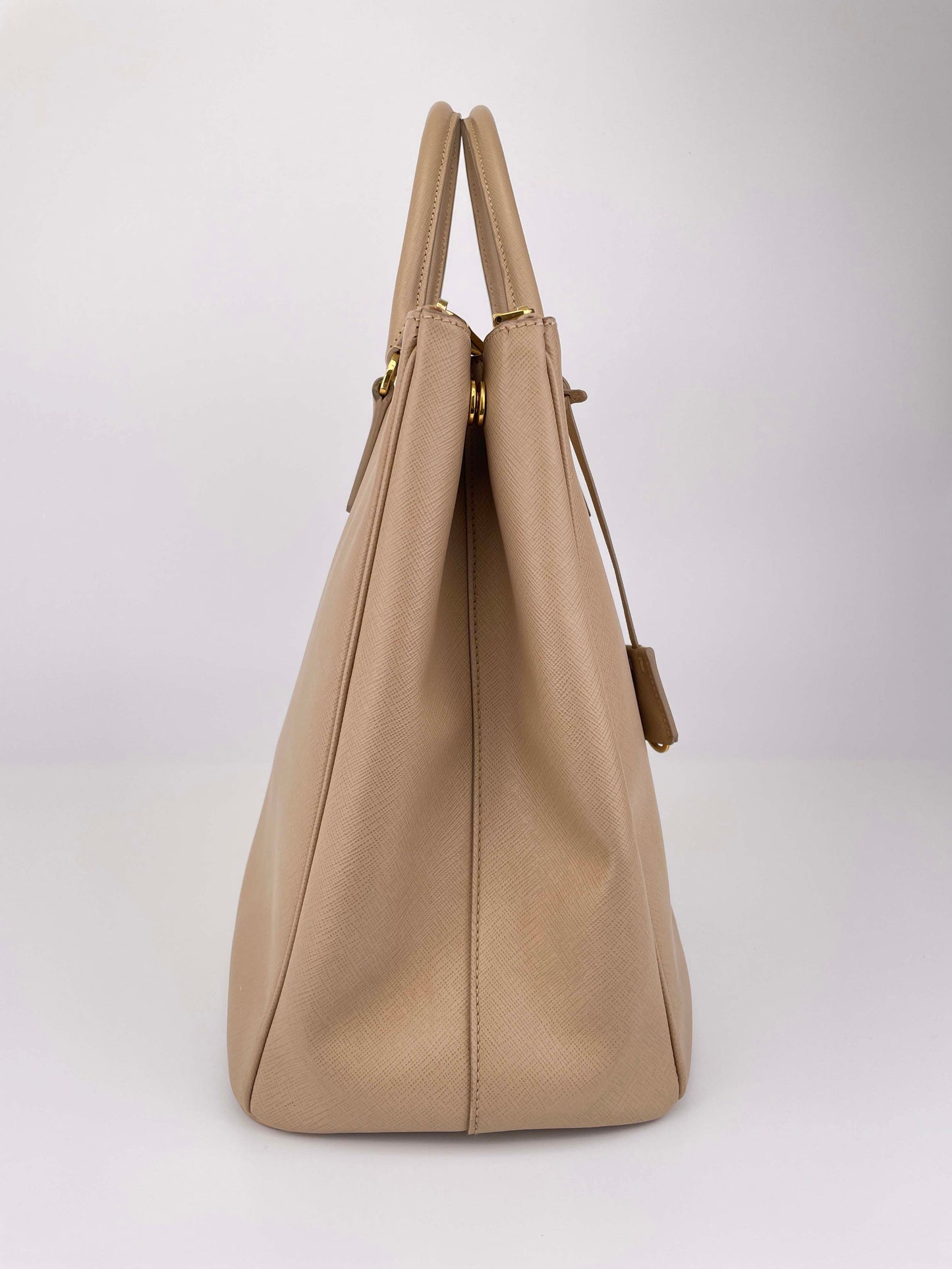 Galleria Double Zip Sabbia BN1802 - Saffiano Lux Leder