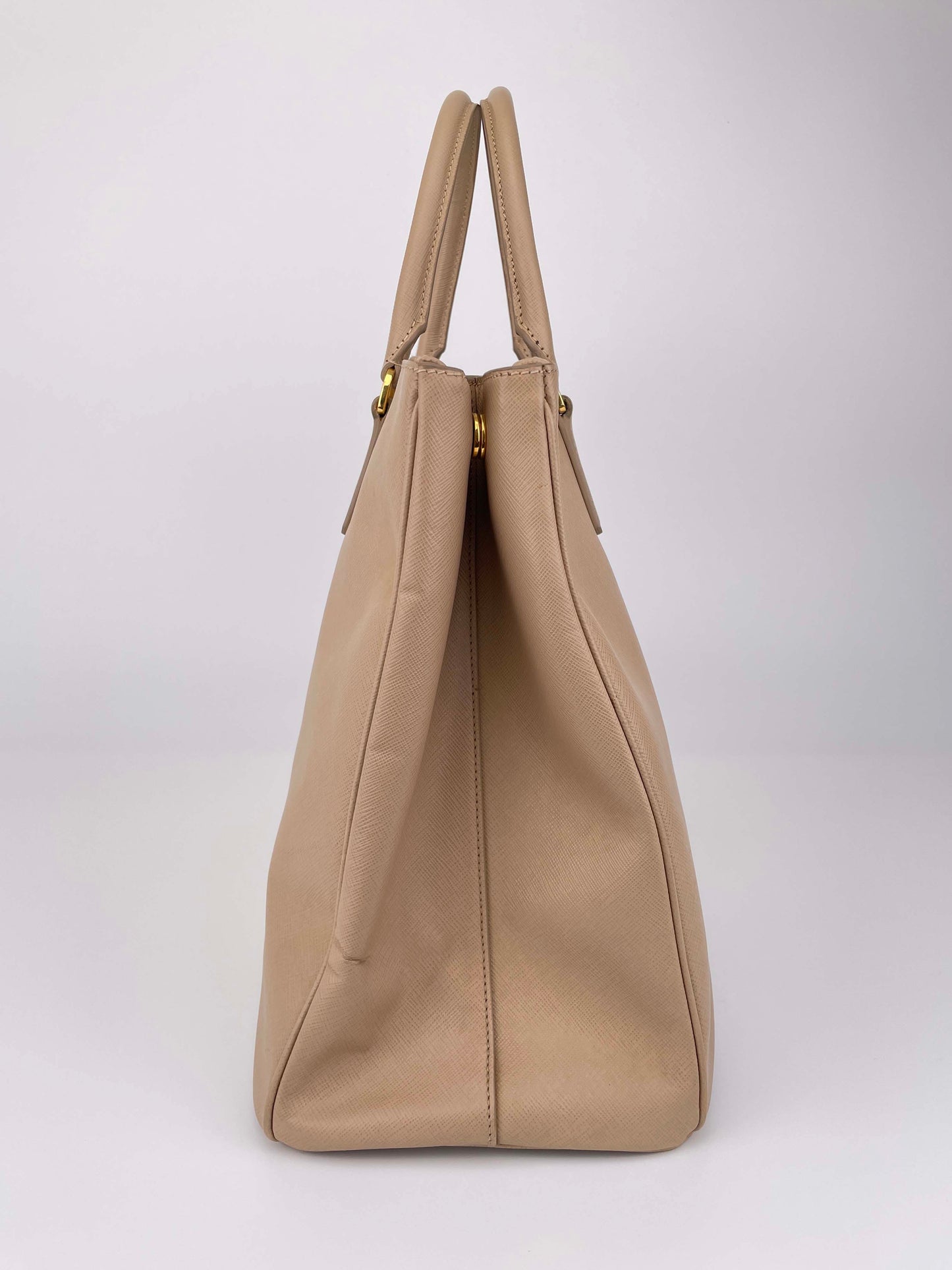 Galleria Double Zip Sabbia BN1802 - Saffiano Lux Leder