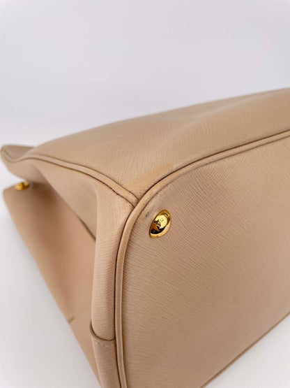 Galleria Double Zip Sabbia BN1802 - Saffiano Lux Leder