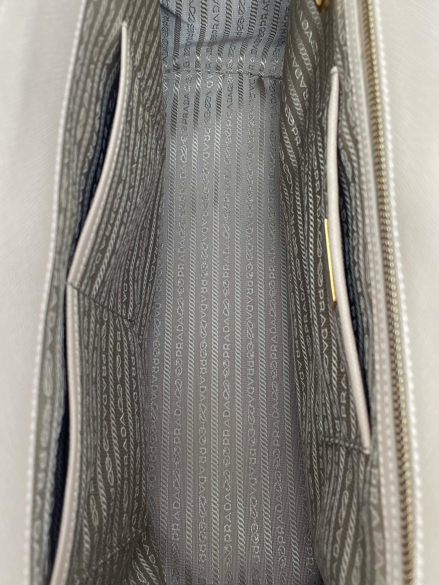 Galleria Double Zip Sabbia BN1802 - Saffiano Lux Leder
