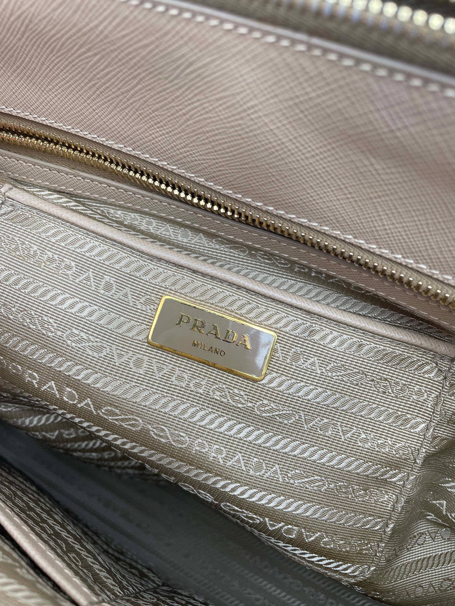 Galleria Double Zip Sabbia BN1802 - Saffiano Lux Leder