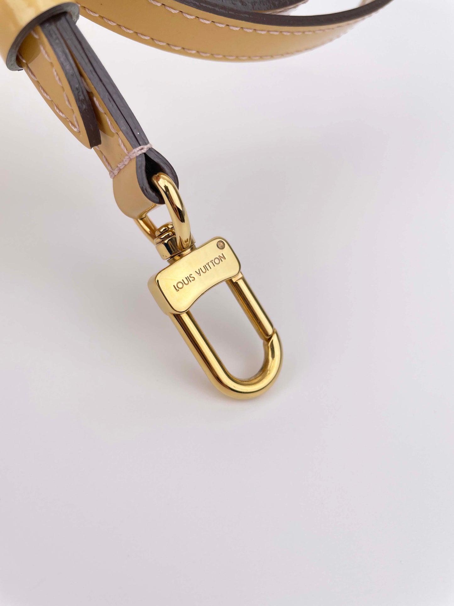 Alma PM - Monogram Vernis