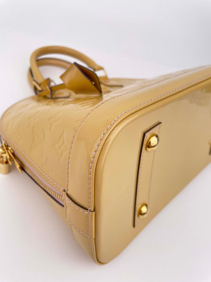 Alma PM - Monogram Vernis