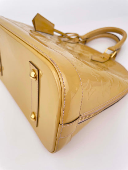 Alma PM - Monogram Vernis