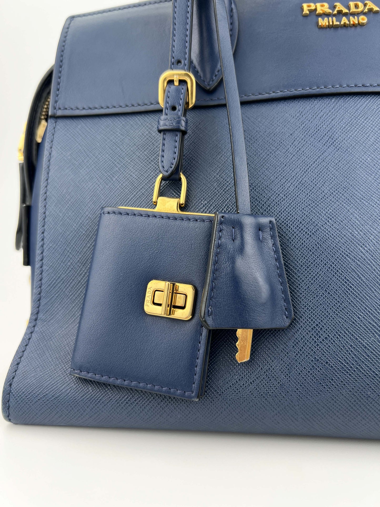 Esplanade - Saffiano Leder