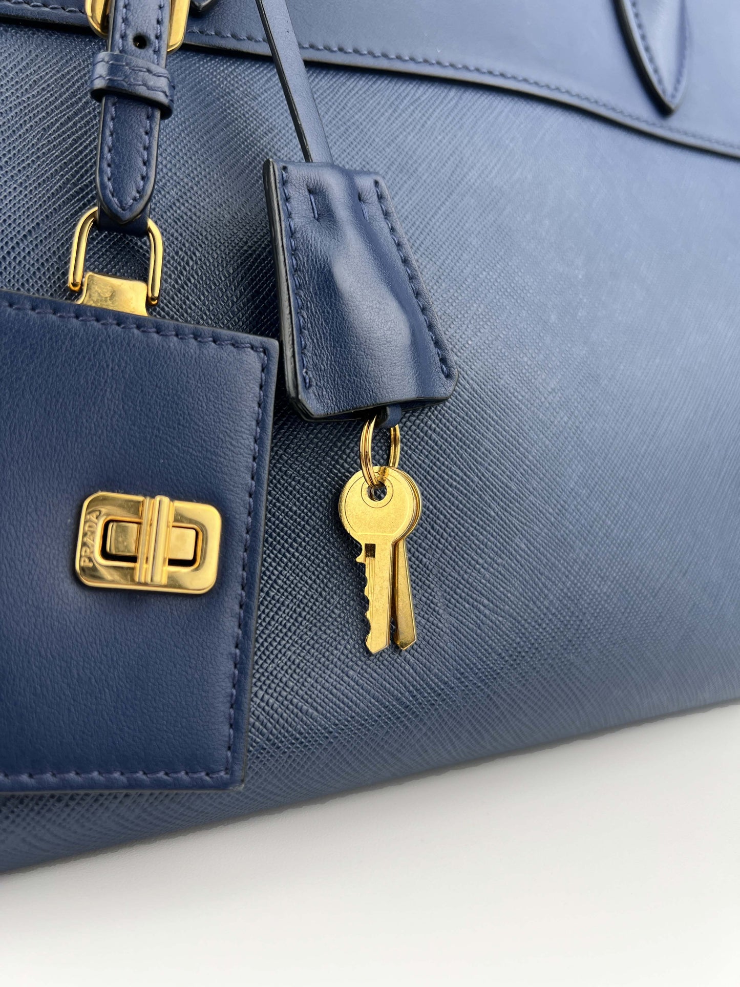 Esplanade - Saffiano Leder